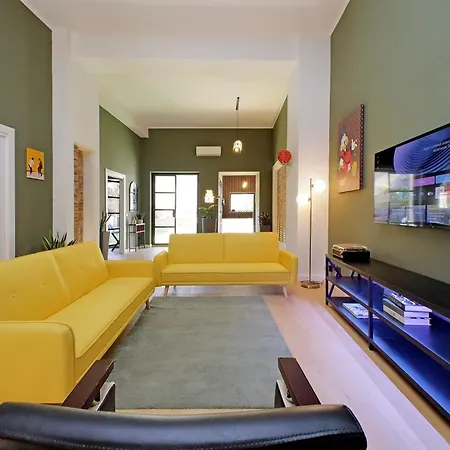 Loft Eleven Apartment *